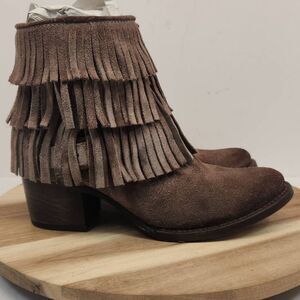 Freebird by Steven Women's Distressed Belle Suede Fringe Booties Size 7 Brown